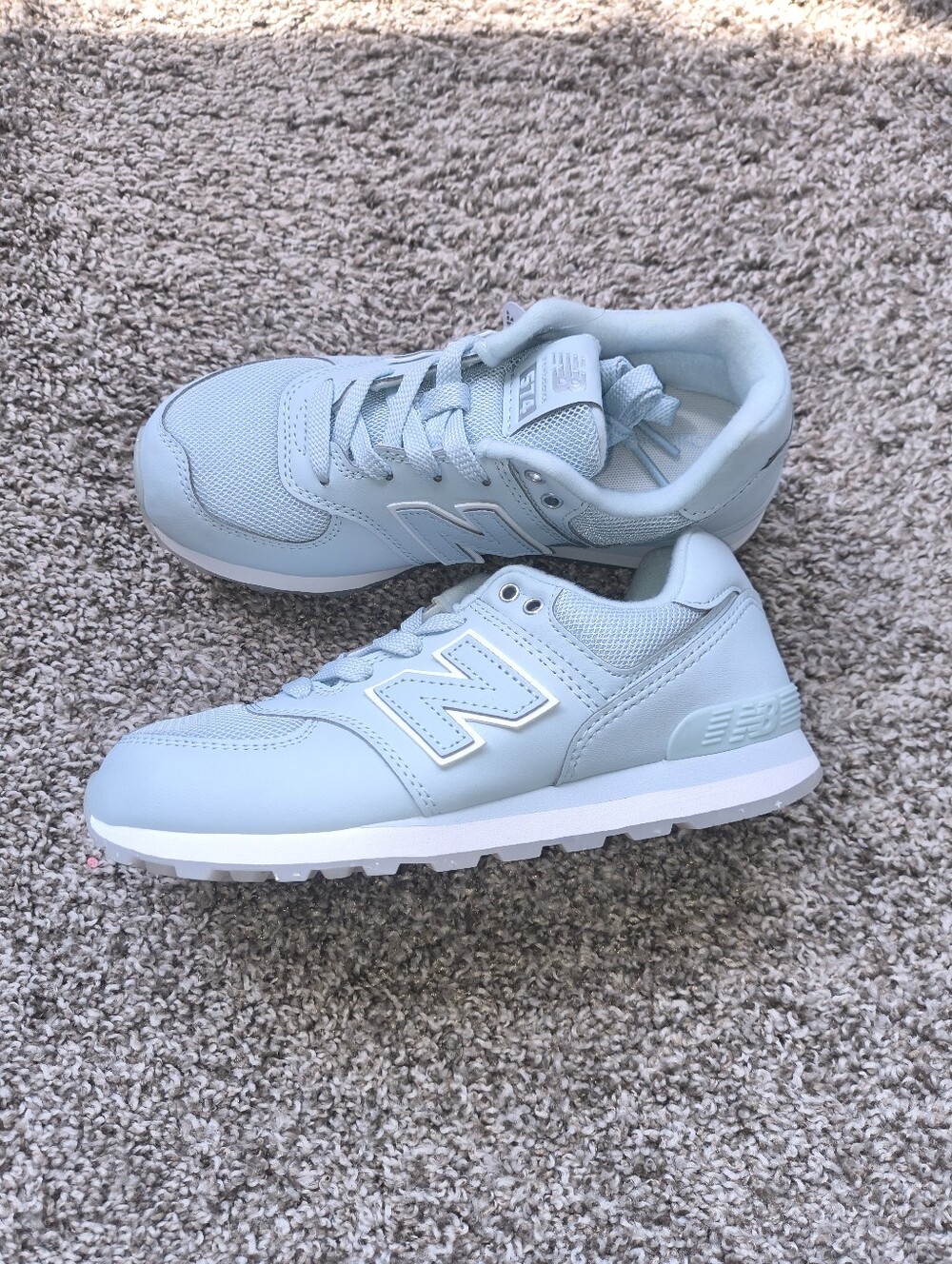 New Balance 574 "Frosted Light Blue Metallic" Size 2.5 (New)